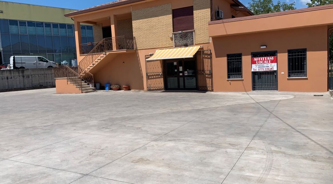 locazione-locale-commerciale-80-mq-supino-frosinone-4-strade-morolense-lepinia-immobiliare (22)